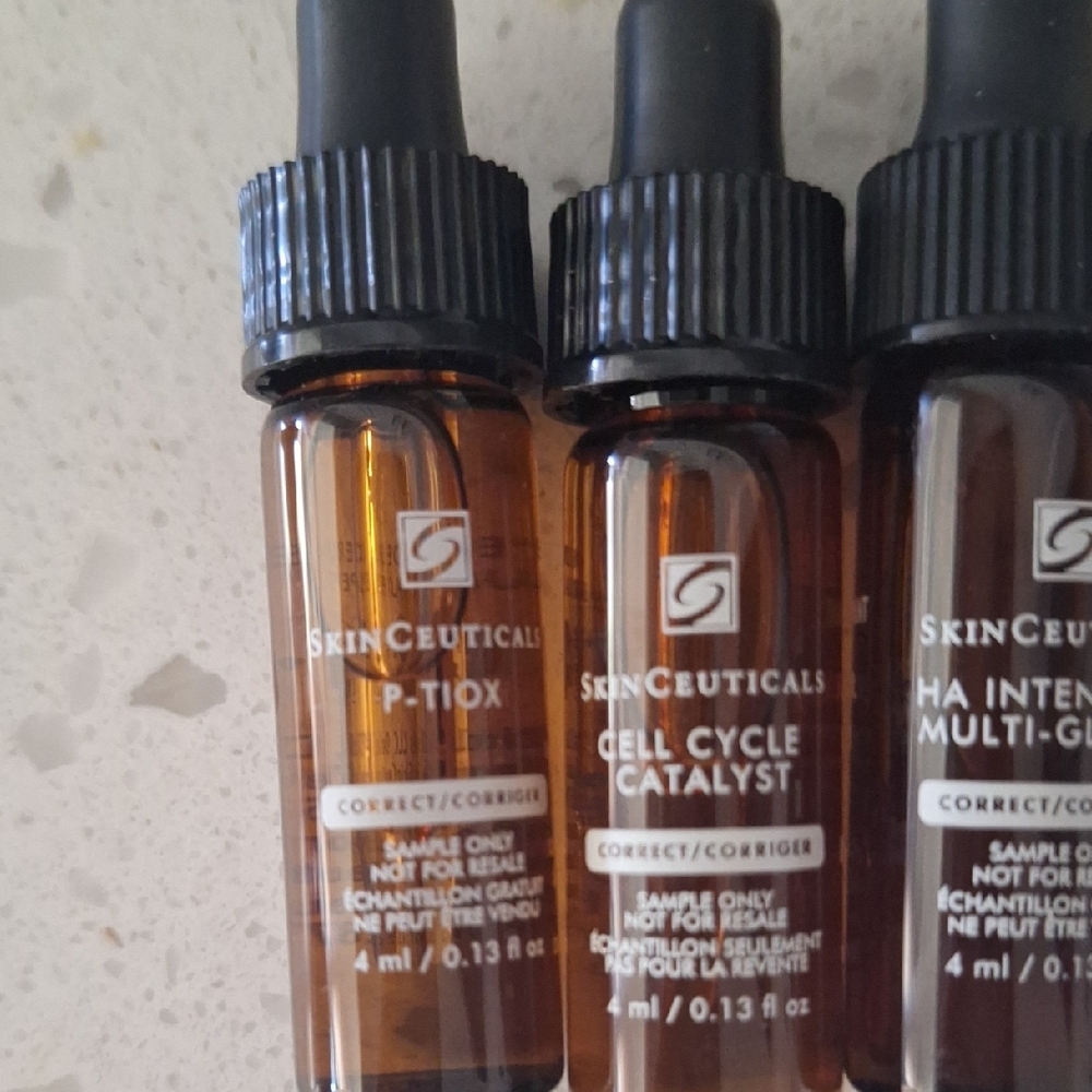 SkinCeuticals Essential Skincare Collection - Picture 2 of 9